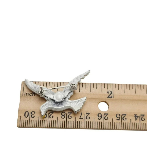 White Black Enamel Seagull Figural Bird Brooch Pin Vintage - Picture 4 of 4